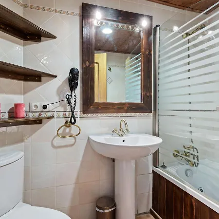Charming In With Terrace Gúdar